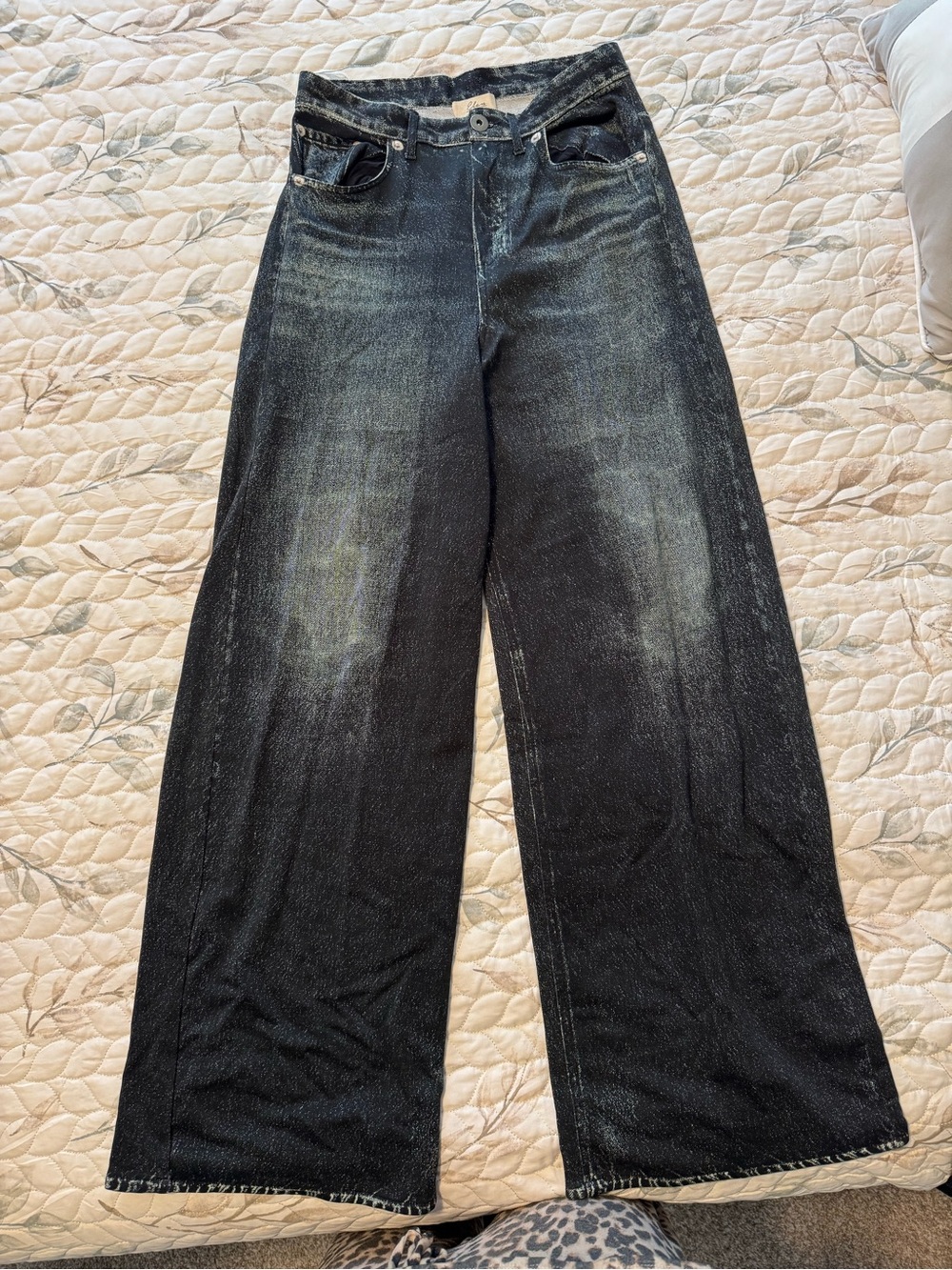 Elan Wide-Leg Black Washed denim jogger